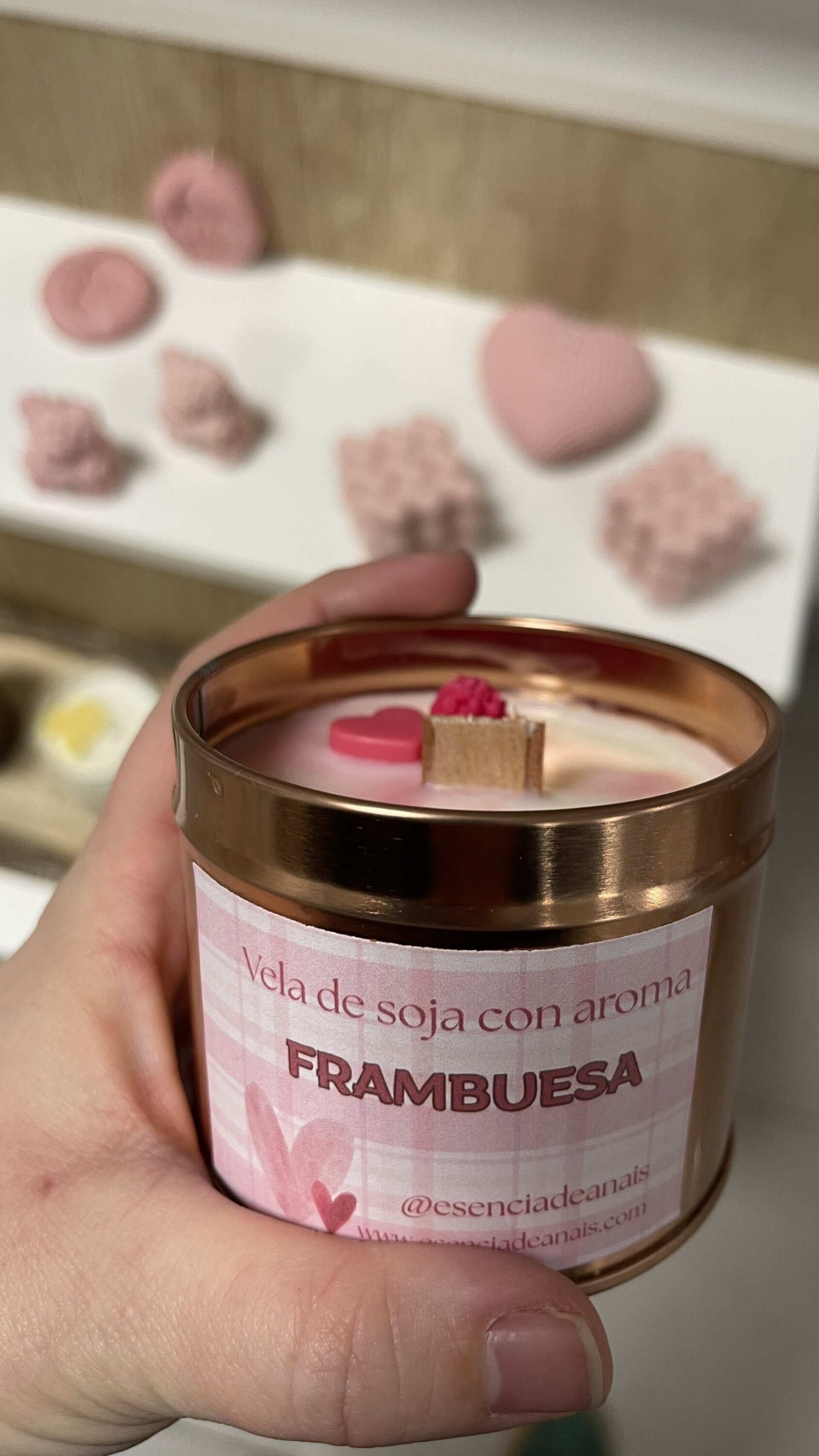 Vela aroma frambuesa. - 2